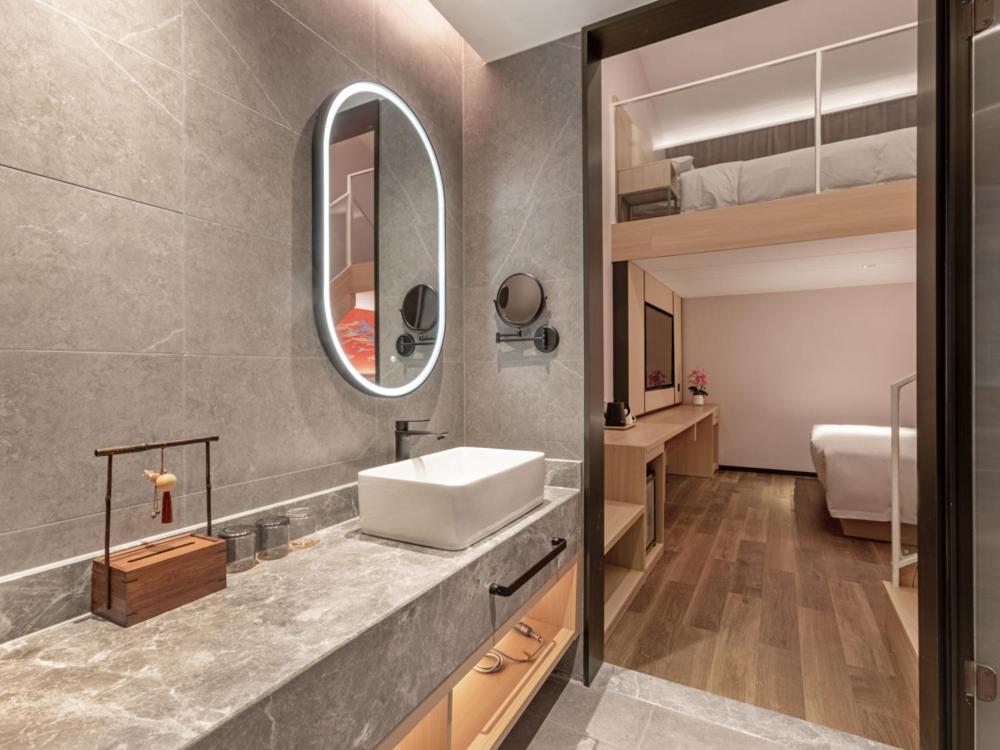 Hotel Yunju Yonghe Palace Guijie Siheyuan Beijing